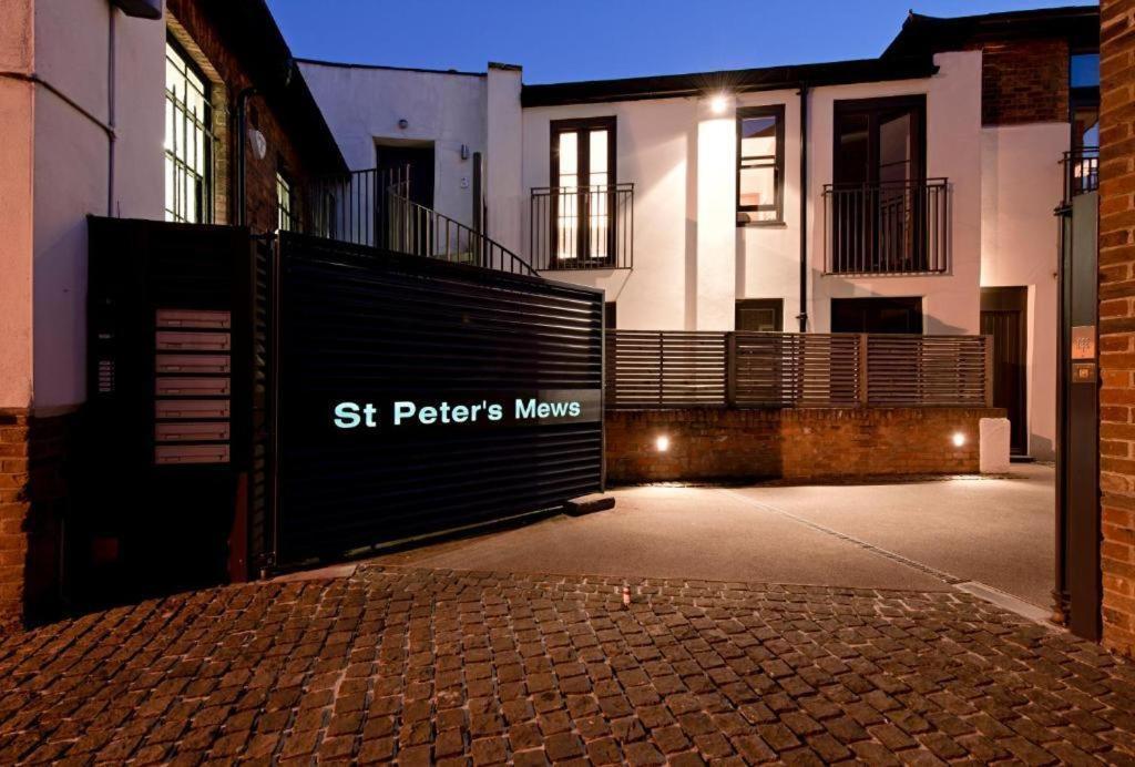 Central Two Bedroom Apartments St Albans By Central Stays Short Lets & Serviced Accommodation With Free Parking Pokój zdjęcie