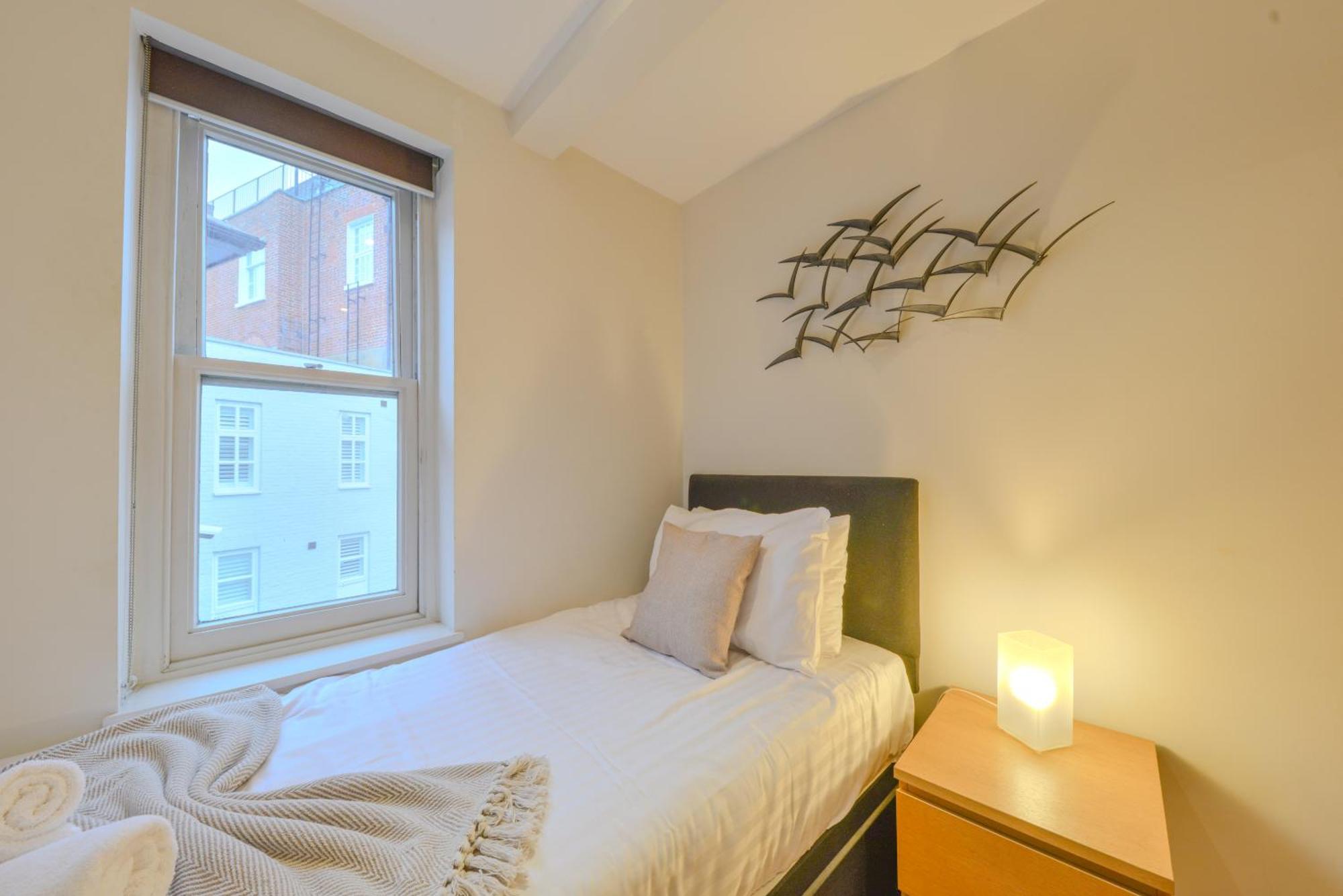 Central Two Bedroom Apartments St Albans By Central Stays Short Lets & Serviced Accommodation With Free Parking Pokój zdjęcie